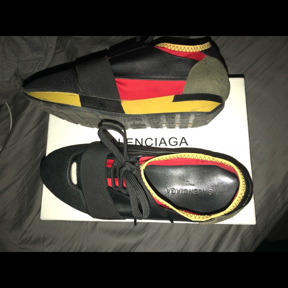 Balenciaga race runners